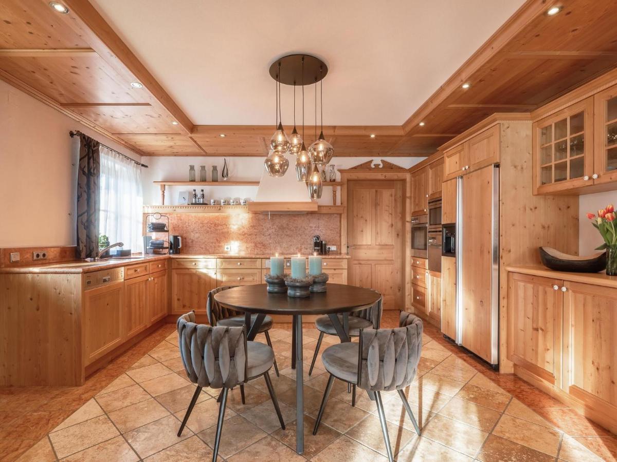 Chalet In St Johann In Tyrol Near Kitzbuehel Apfeldorf Экстерьер фото